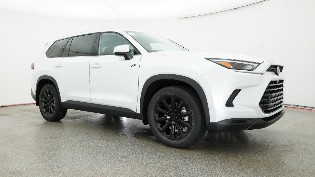 New 2026 Wind Chill Pearl Toyota XLE image 6