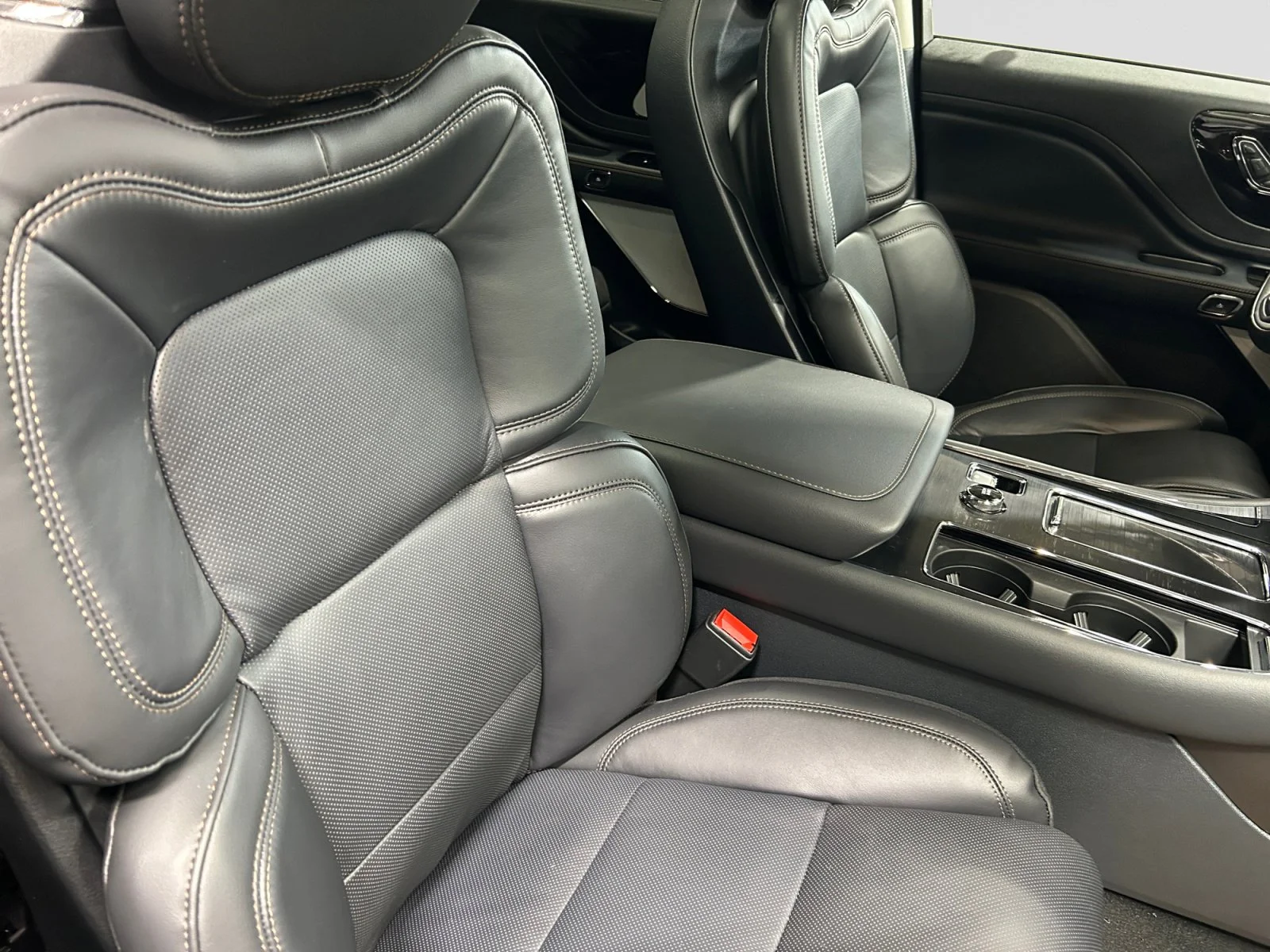 New 2026 Whisper Blue Metallic Clearcoat Lincoln Reserve image 12