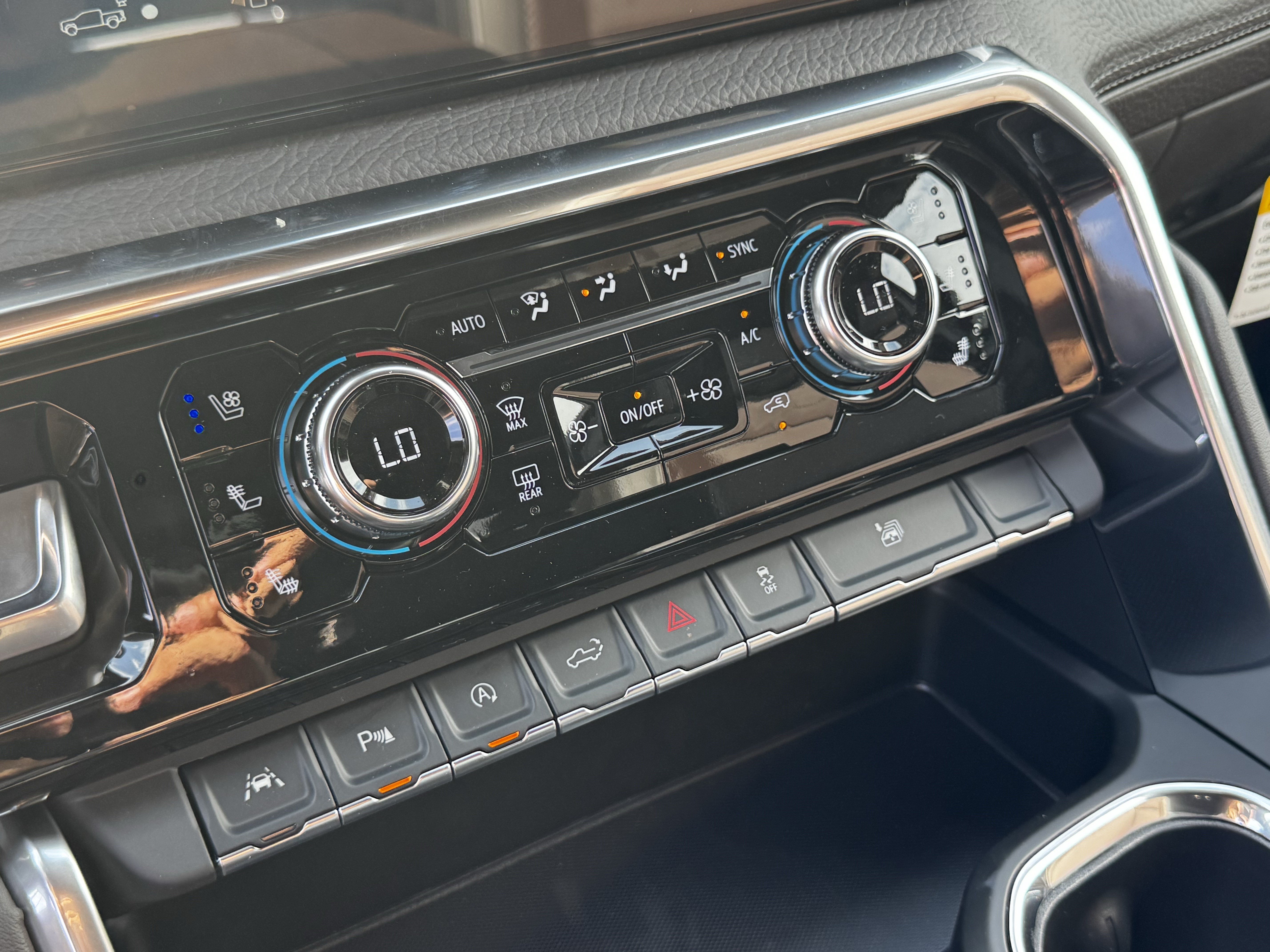 2026 GMC Sierra 1500 Denali - Photo 14