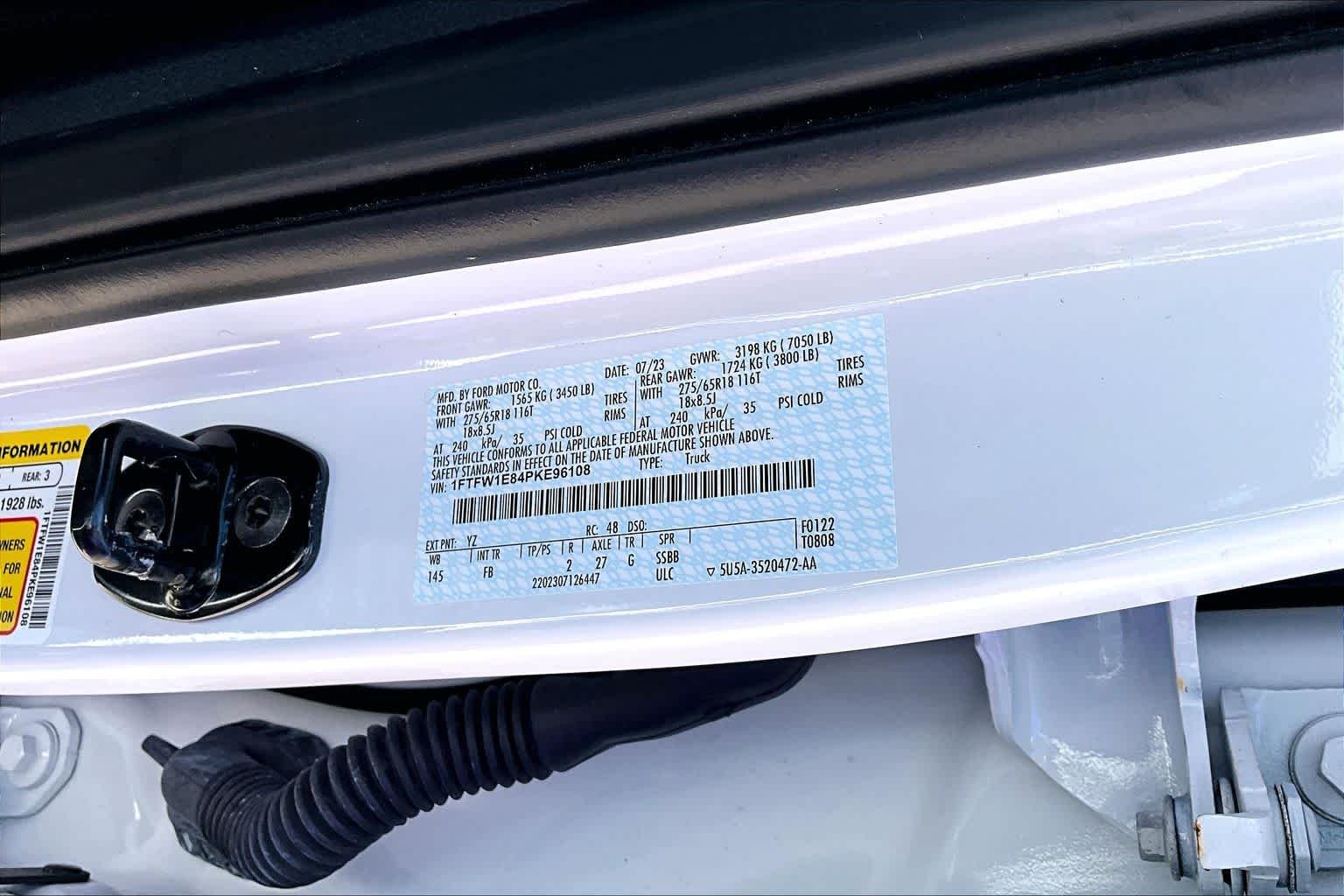 Used 2023 Oxford White Ford XLT image 34