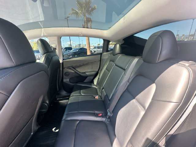 Used 2021 Blue Tesla Standard Range image 25