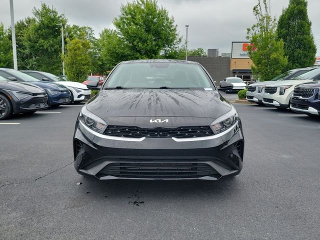 Used 2023 Black Kia LXS image 2