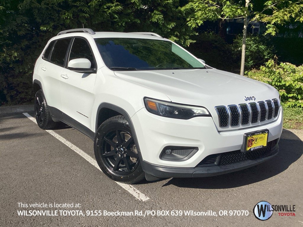 Used 2019 White Jeep Latitude Plus image 1
