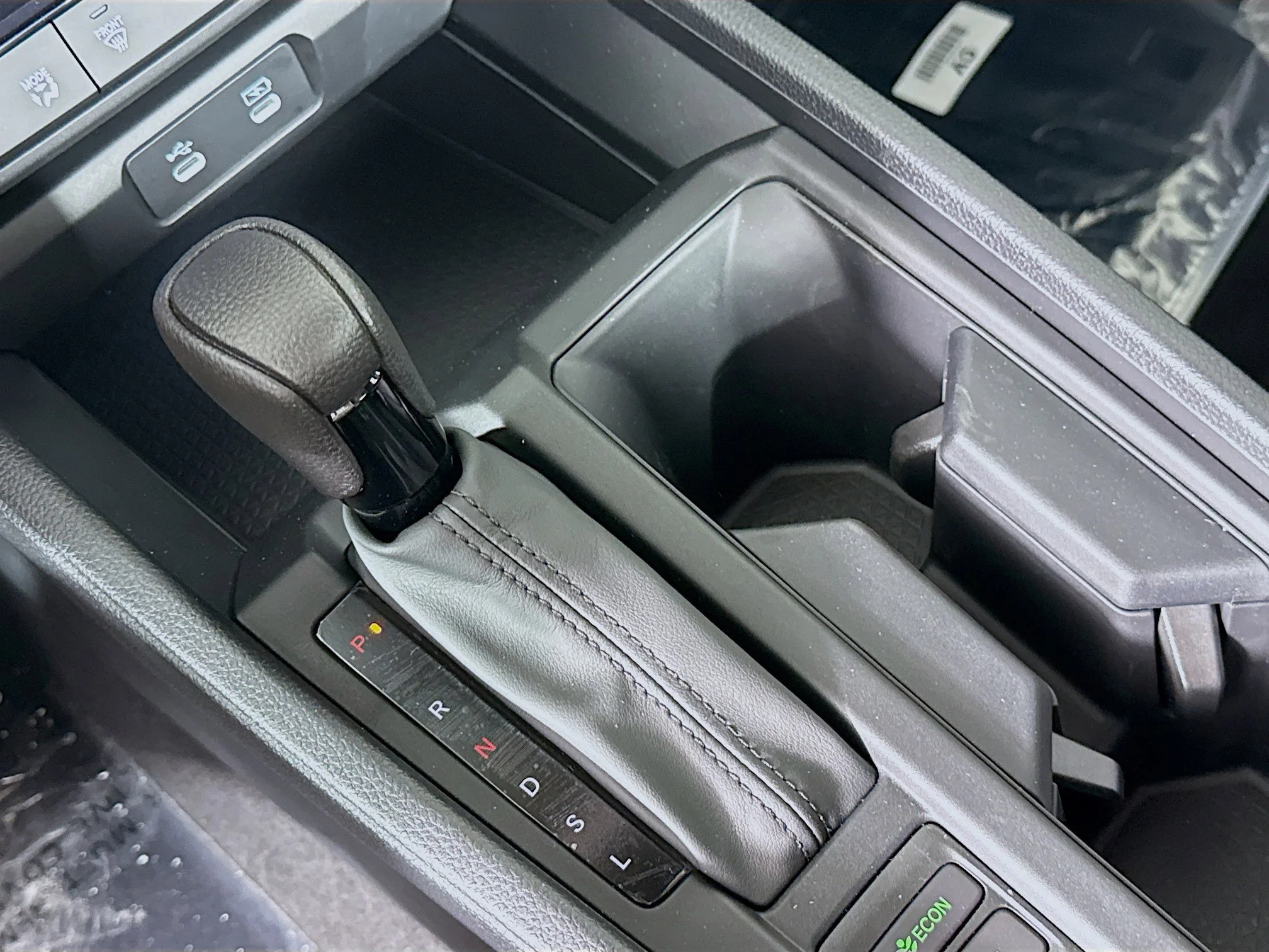 2025 Honda Accord SE - Photo 12