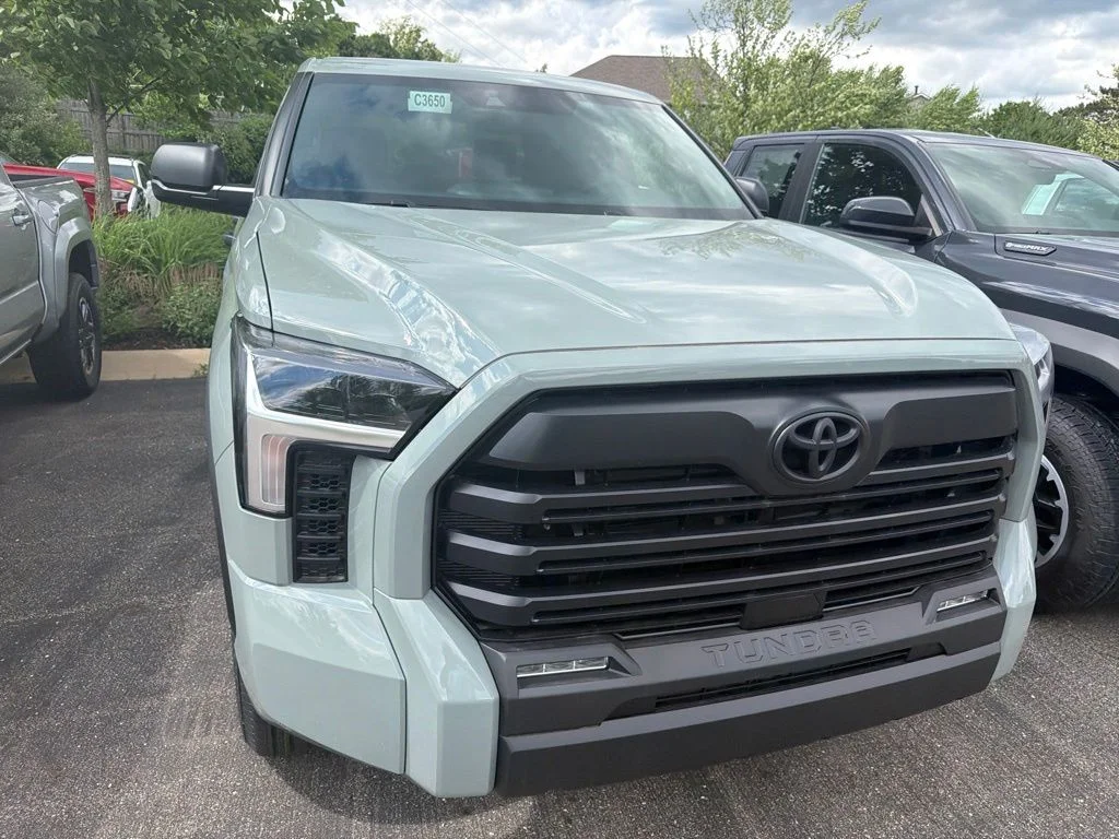 2026 Toyota Tundra SR5 - Photo 9