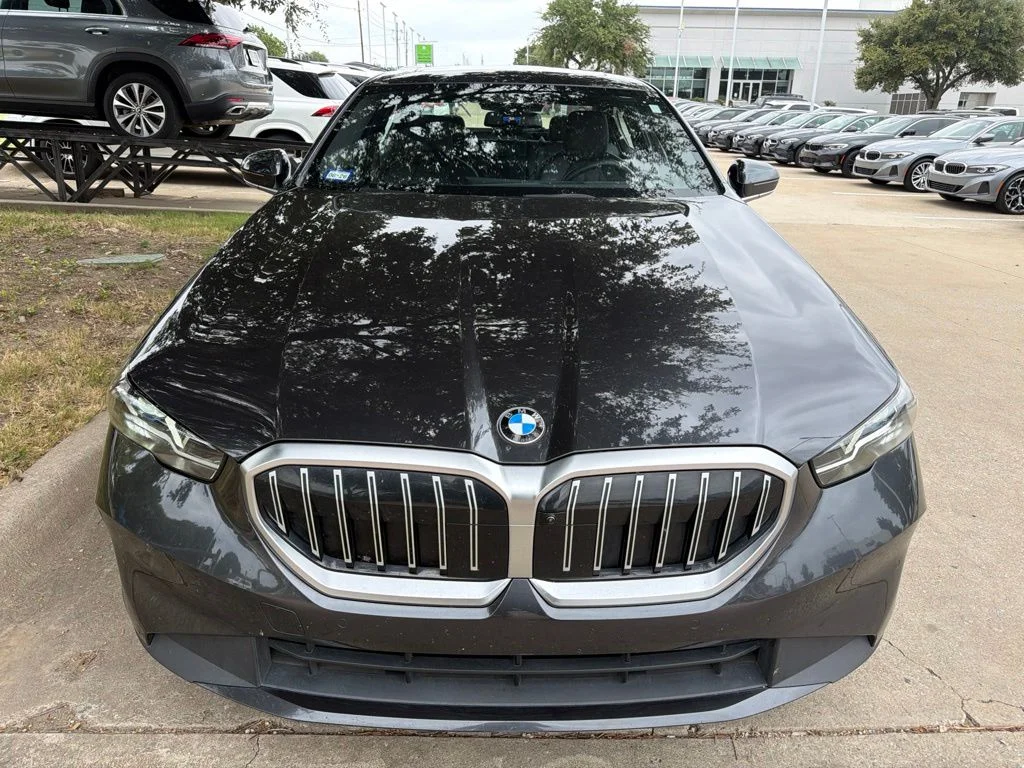 Used 2024 Gray BMW 530i image 5