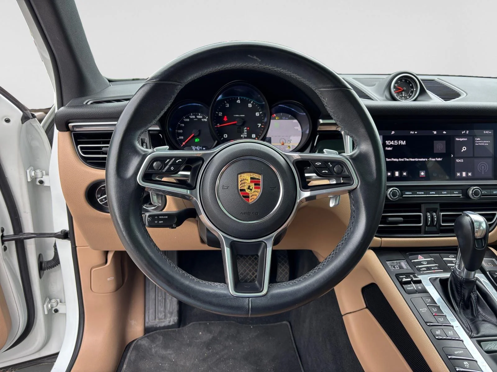 Used 2020 White Porsche Base image 11