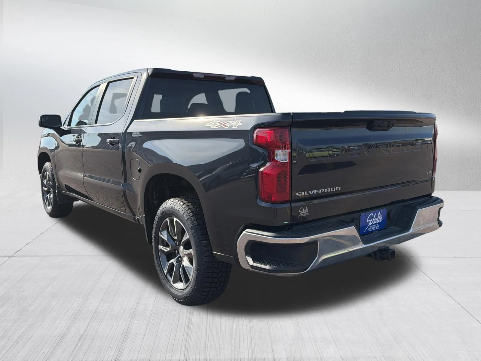 Used 2024 Dark Ash Metallic Chevrolet LT image 5
