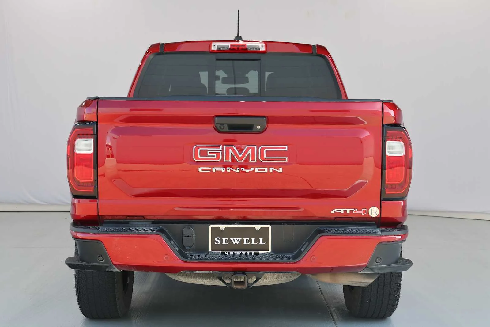 Used 2024 Volcanic Red Tintcoat GMC 4WD AT4 image 9