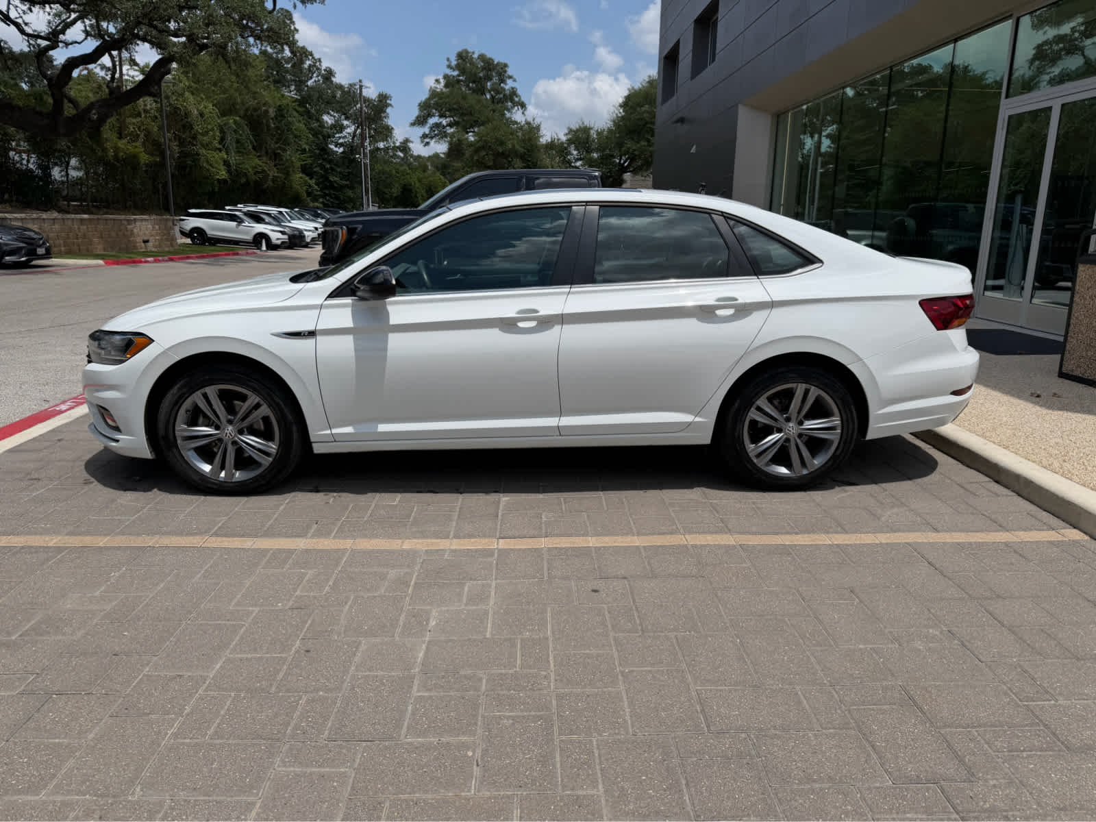 3VWC57BUXKM249717