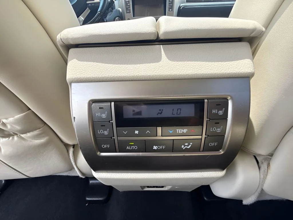 Used 2021 White Lexus 460 image 8