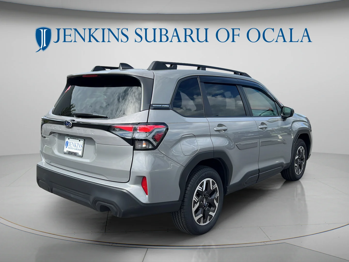 Used 2026 River Rock Pearl Subaru Premium image 11