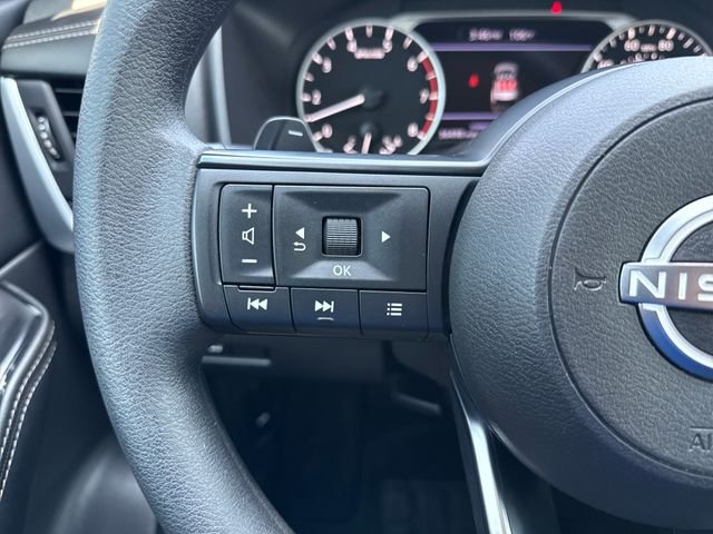 Used 2024 White Nissan SV image 30