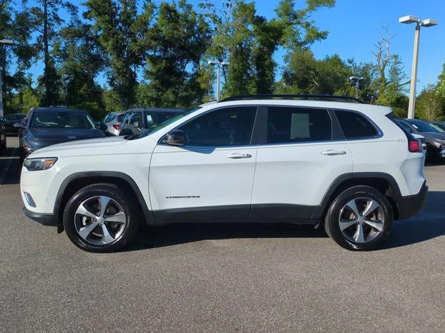 Used 2022 White Jeep Limited image 8