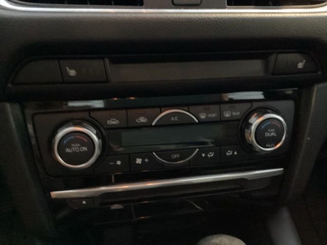 Used 2017  Mazda Touring image 29