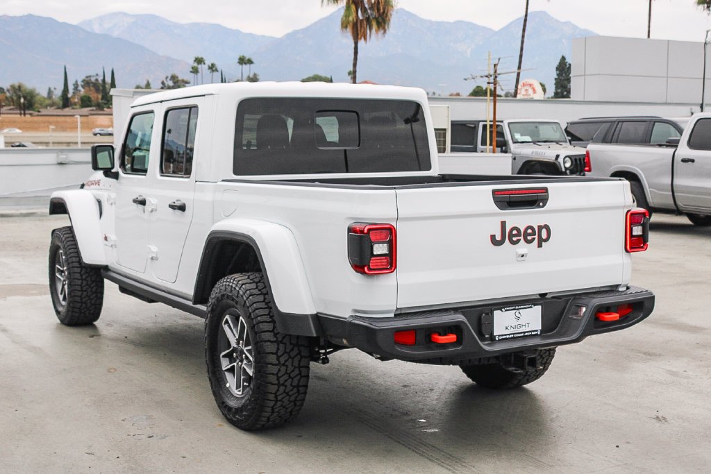 New 2026 Bright White Clearcoat Jeep Mojave image 7