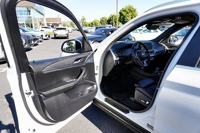 Used 2023 White BMW xDrive30i image 45