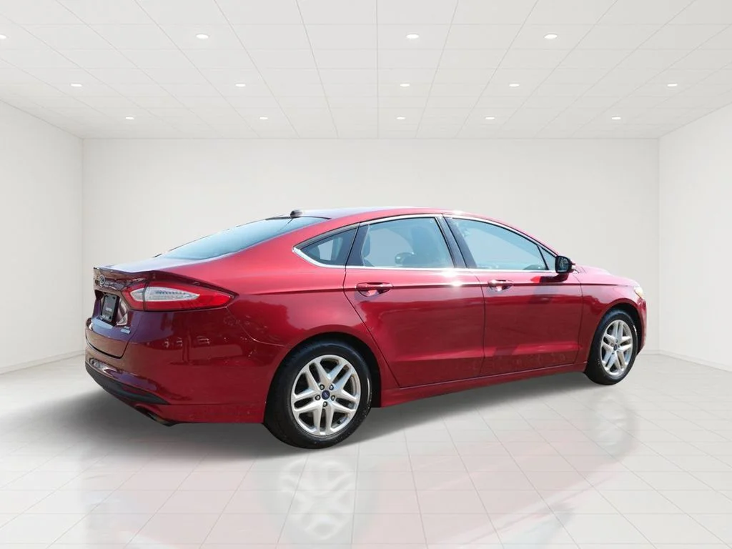 Certified Used 2015 Red Ford SE image 6