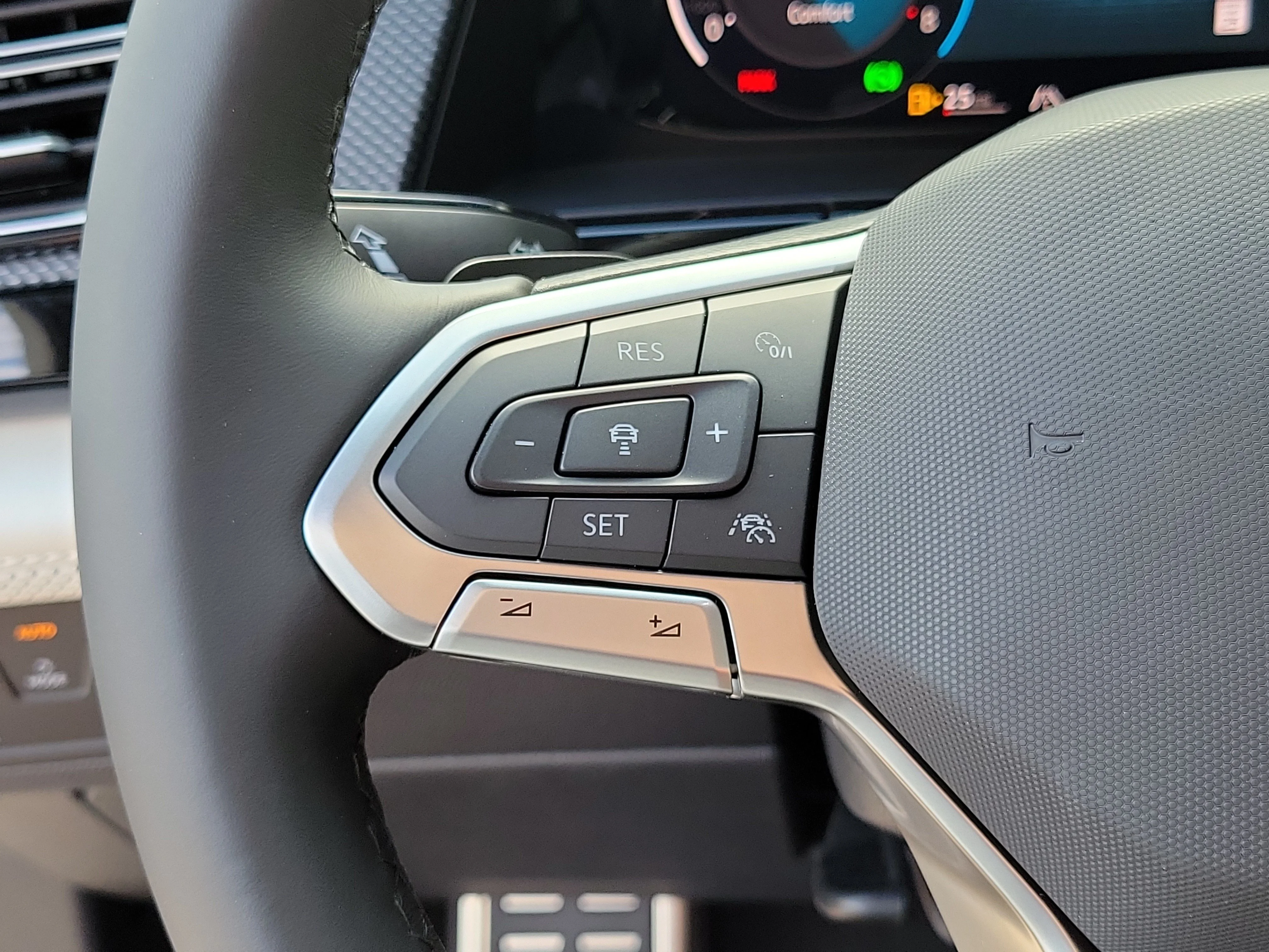 New 2026 White Volkswagen 2.0T SEL Premium R-Line image 24