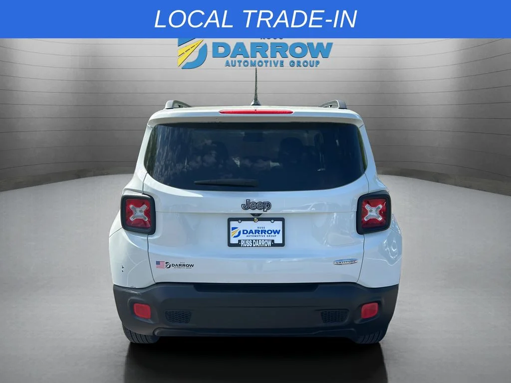 Used 2016 White Jeep Latitude image 4