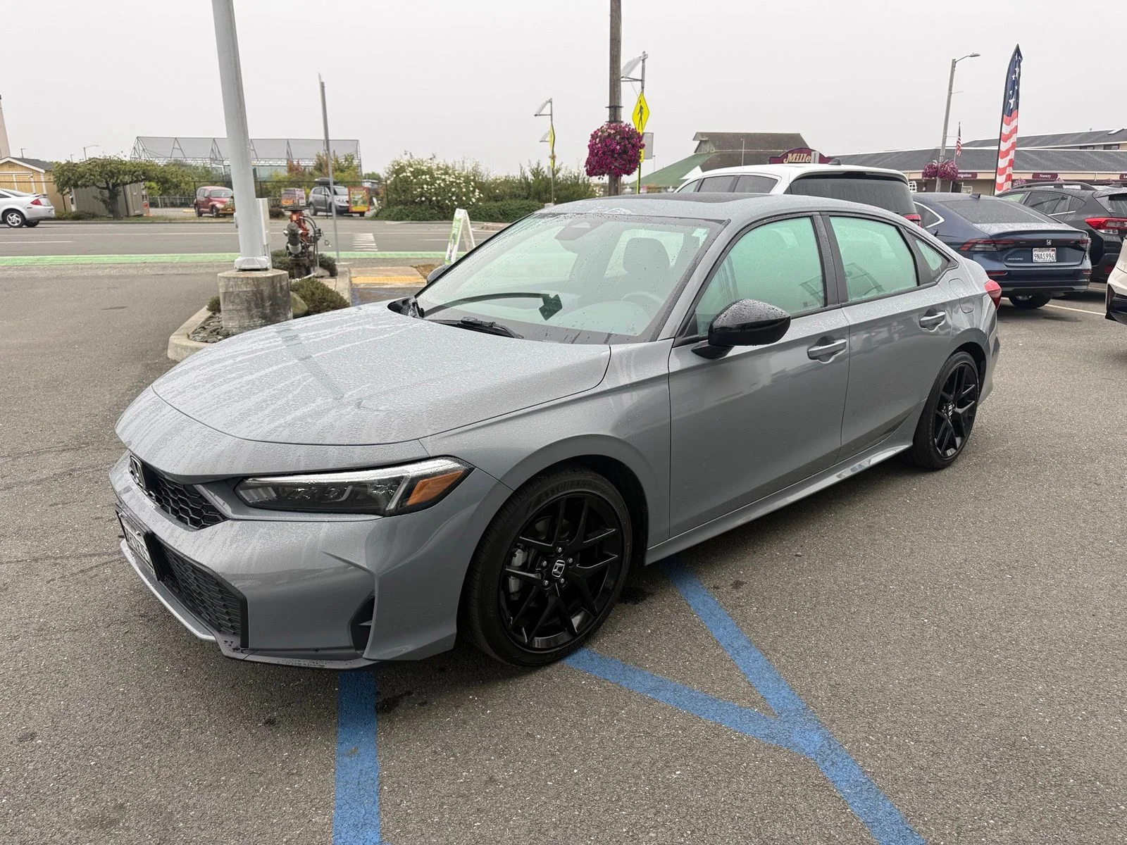 Used 2025 Gray Honda Sport image 4
