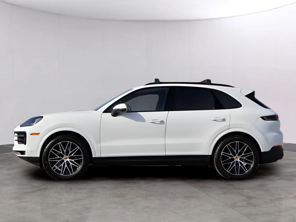 Used 2025 White Porsche  image 2