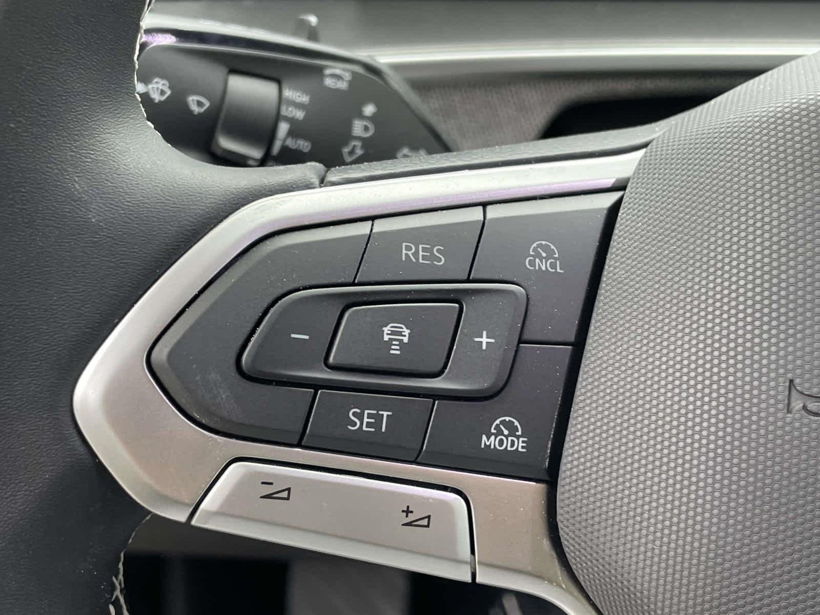 New 2026 Platinum Gray Metallic Volkswagen S image 22