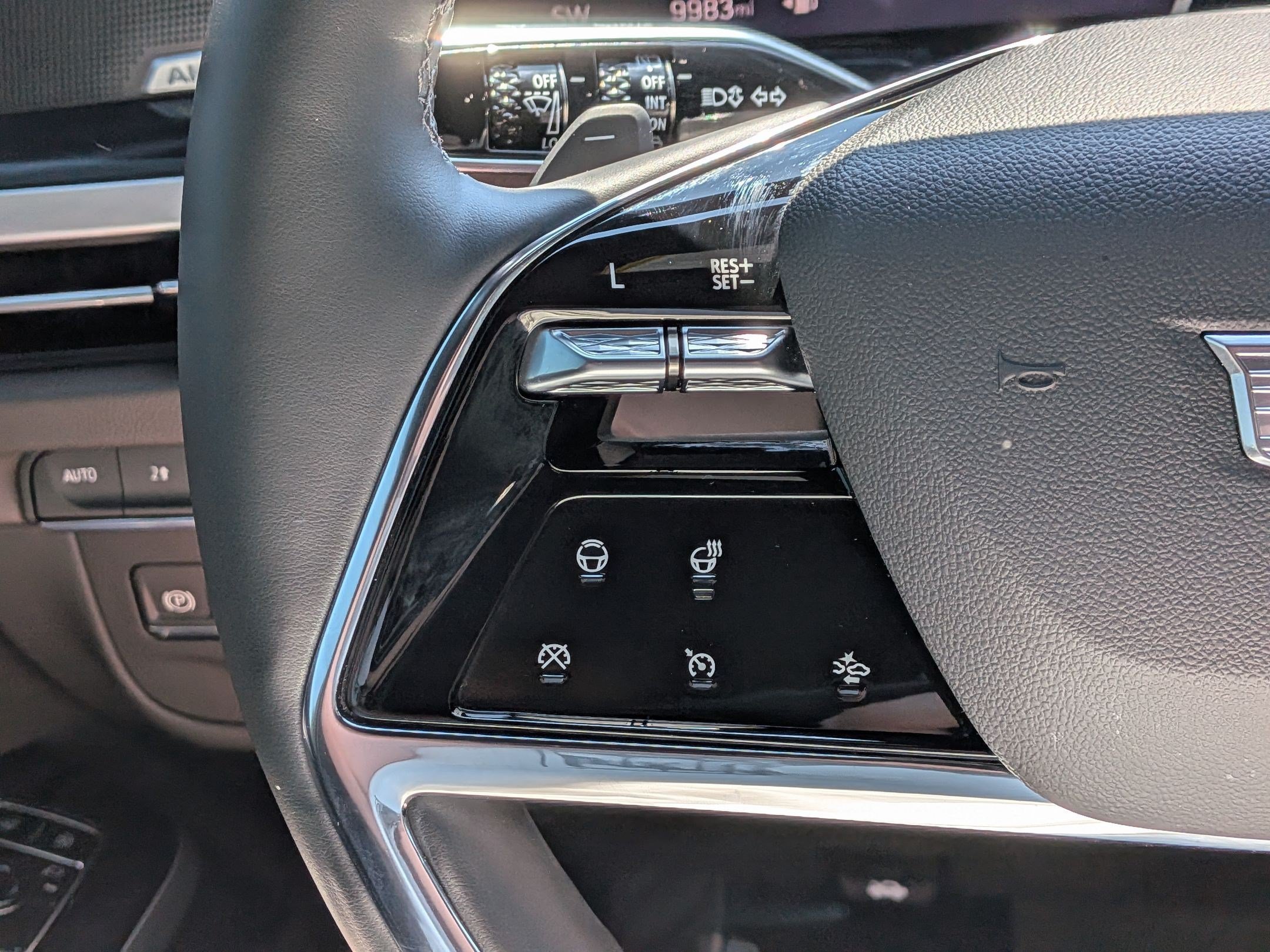 Used 2025 Aegean Stone Cadillac Sport image 16