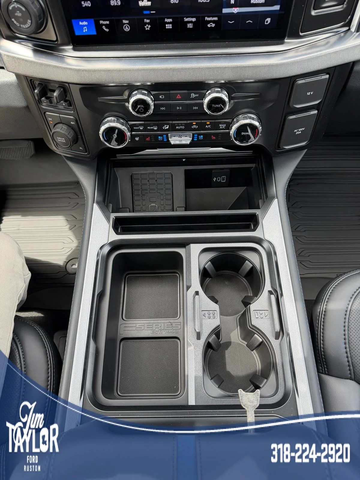 New 2026 Star White Metallic Tri-Coat Ford F-250® Platinum® image 13