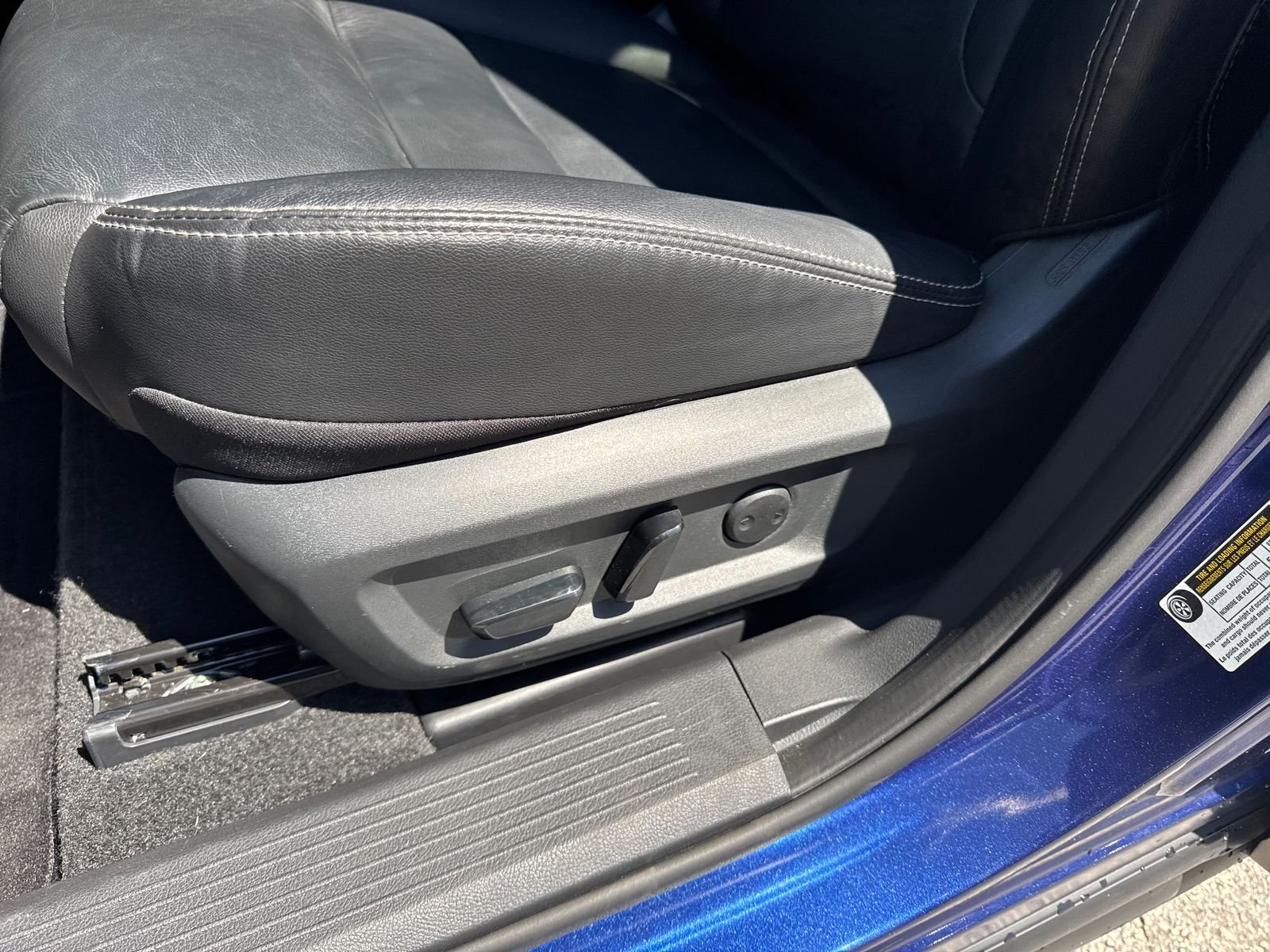 Certified Used 2023 Blue Nissan SL image 26