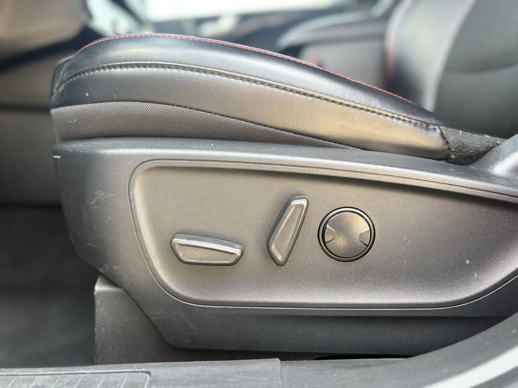 Used 2025 Vapor Blue Ford ST-Line image 13