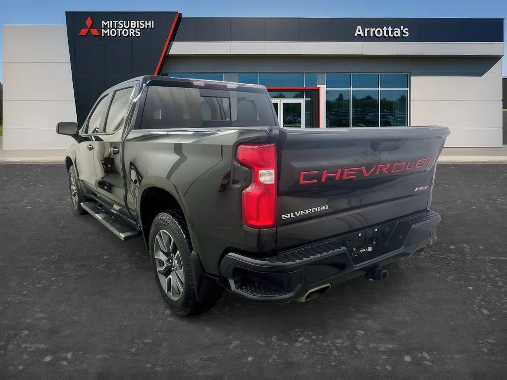 Used 2021 Black Chevrolet RST image 3
