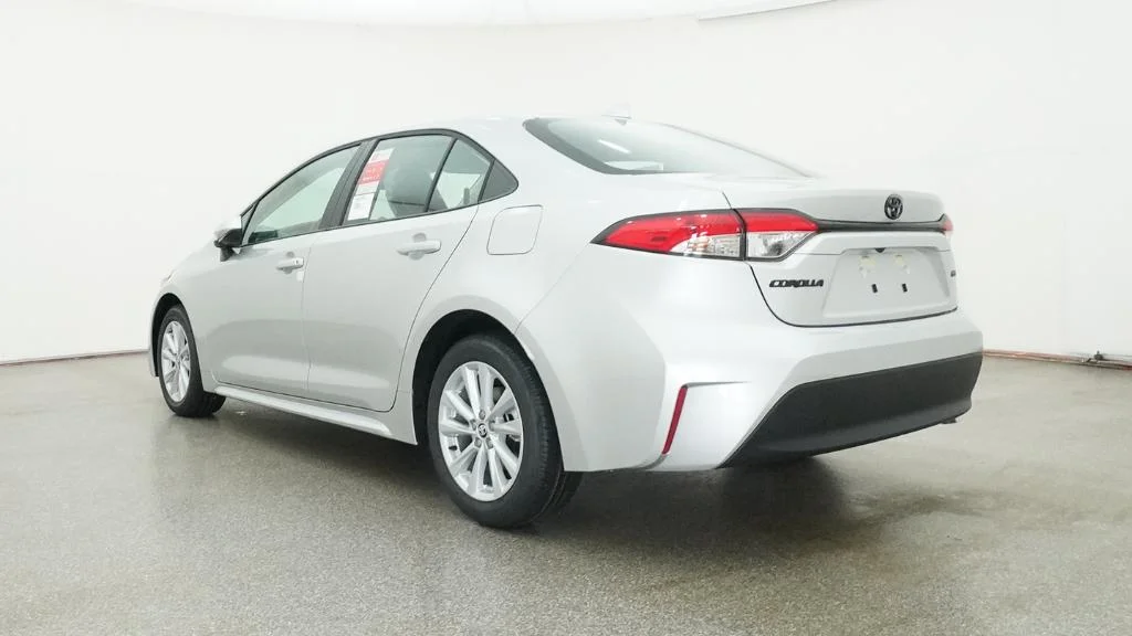 New 2026 Classic Silver Metallic Toyota LE image 33