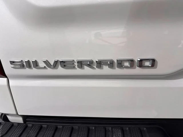Used 2024 Beige Chevrolet High Country image 8
