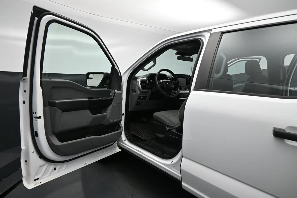 Used 2021 White Ford XL image 8