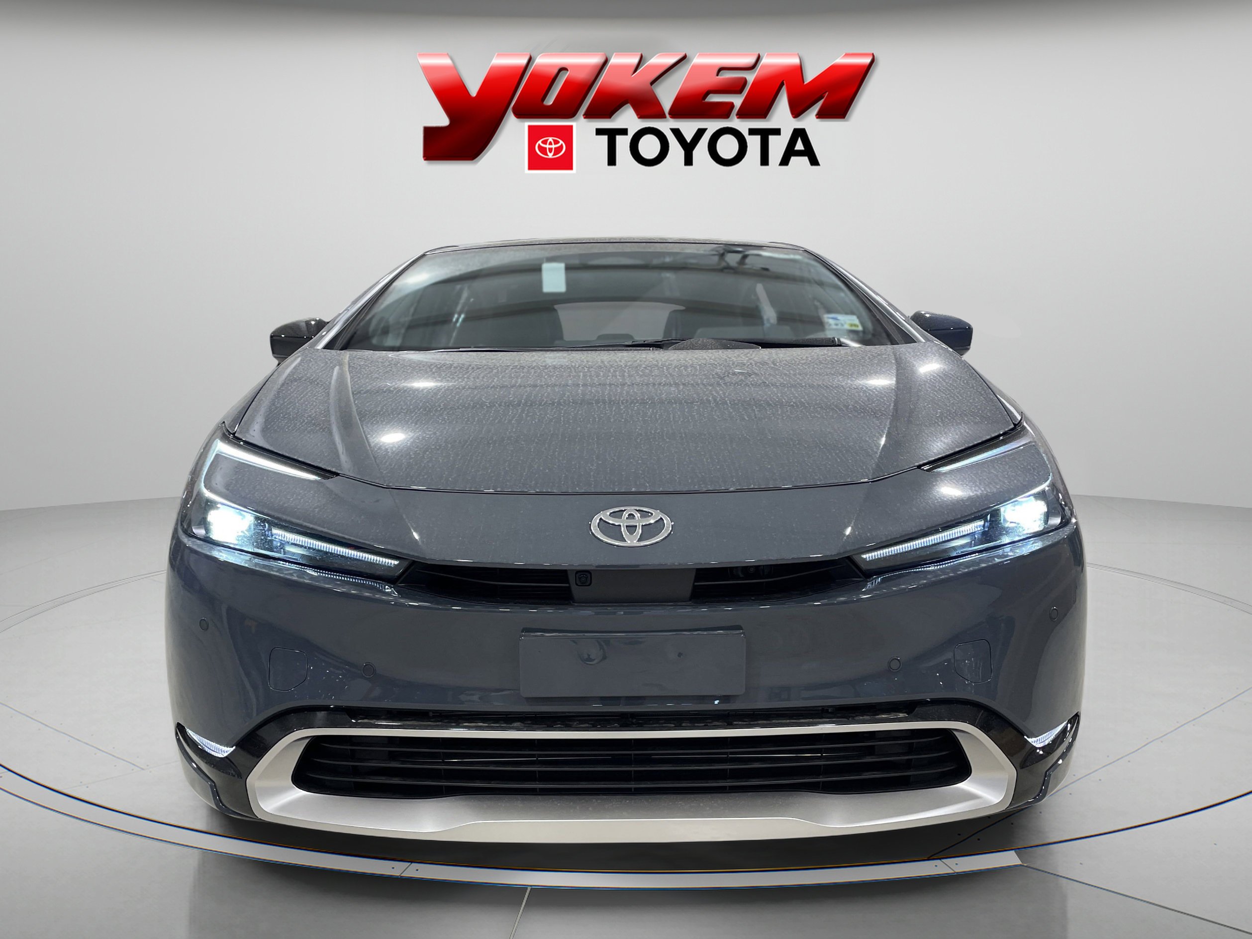 New 2025 Guardian Gray Toyota  XSE Premium image 7