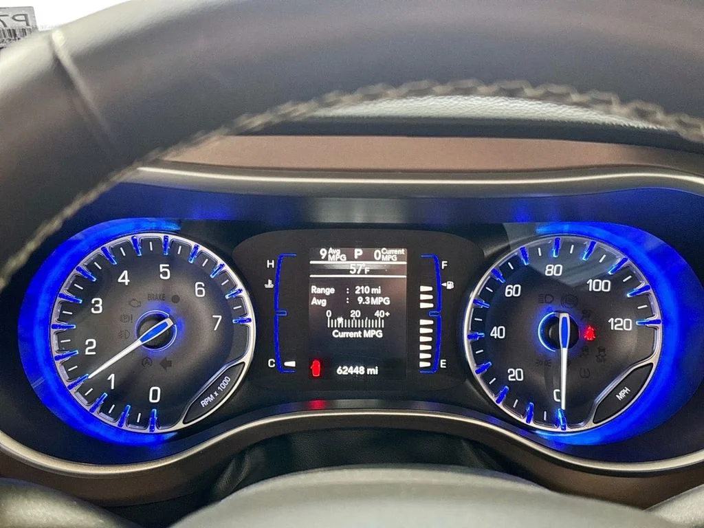 Used 2022 White Chrysler LX image 14
