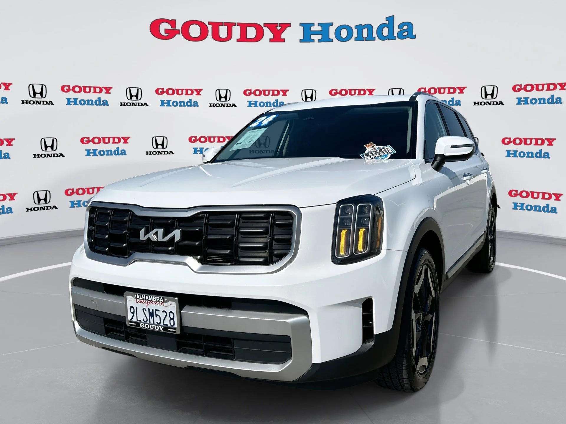 2024 Kia Telluride S FWD's photo