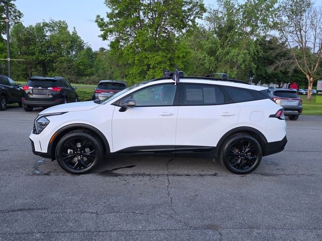 Used 2025 White Kia X-Line image 5