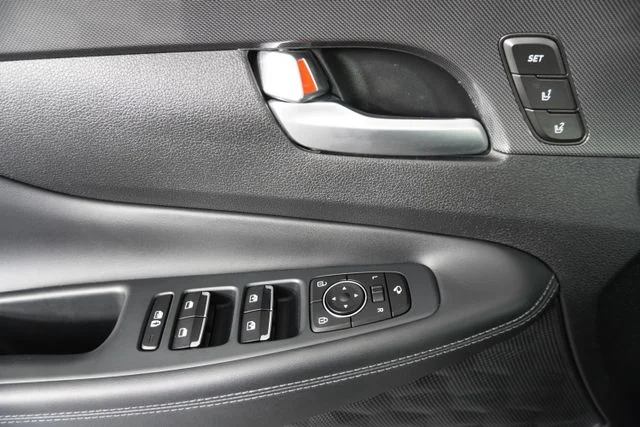 Used 2022 Gray Hyundai Limited image 20