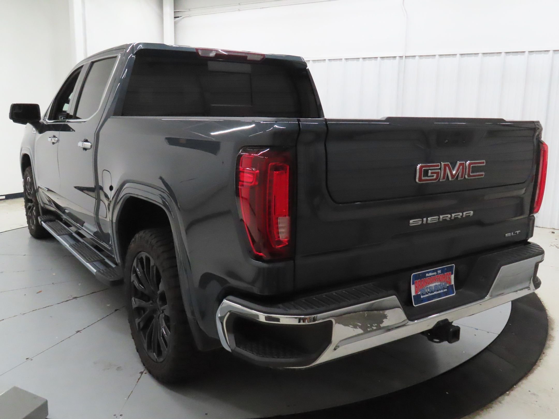 Used 2022 Blue GMC SLT image 6