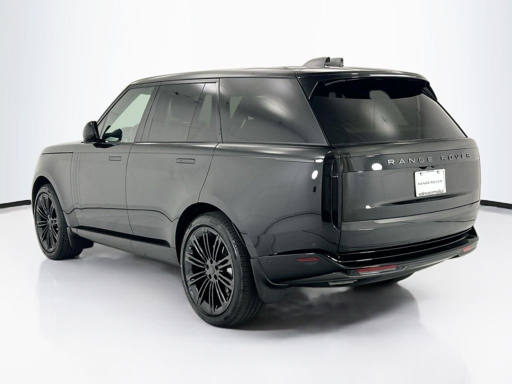 New 2026 Santorini Black Land Rover SE image 7