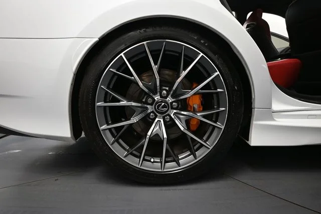 Used 2016 White Lexus F image 10