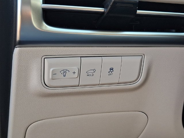 New 2026 Gray Hyundai SEL Plus image 16