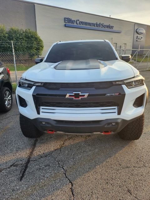 Used 2026 Summit White Chevrolet ZR2 image 2