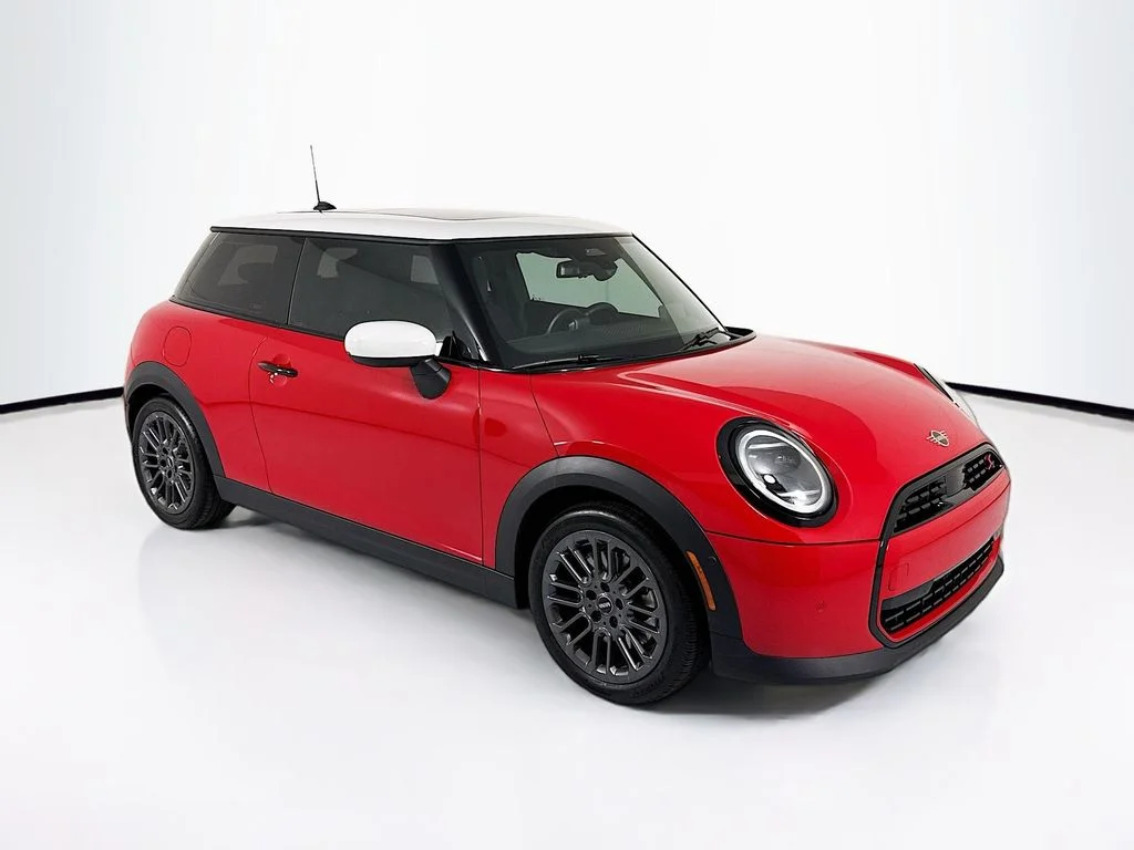 Certified Used 2026 Chili Red II MINI Signature Plus image 3