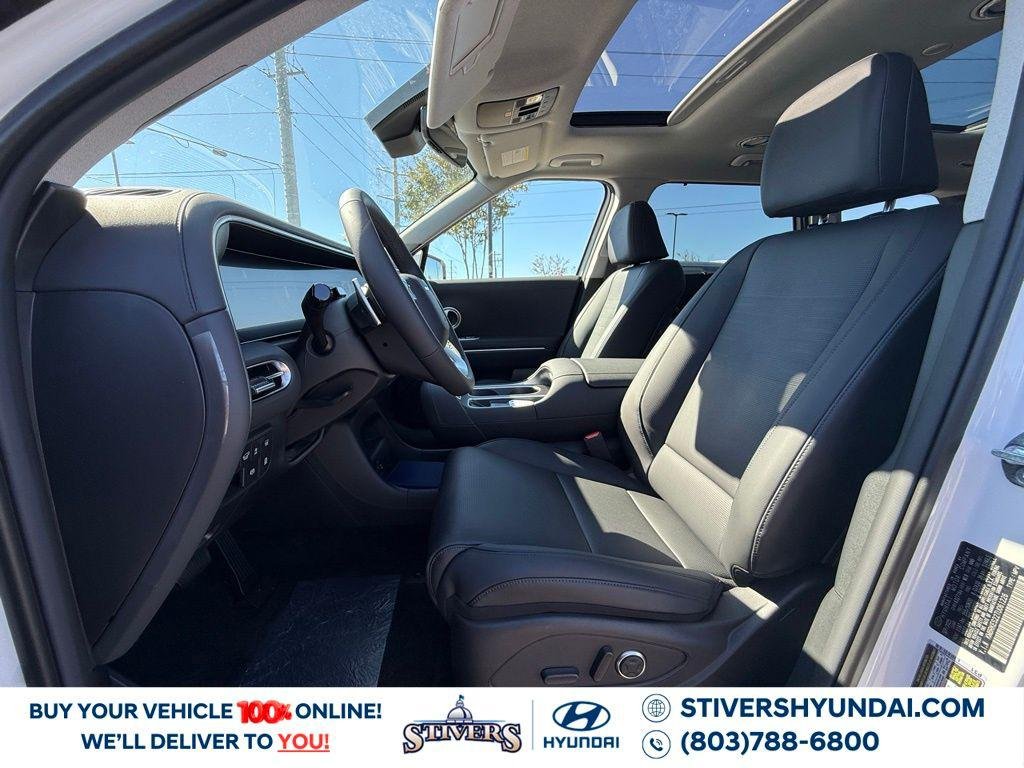New 2026 White Hyundai Limited AWD image 15