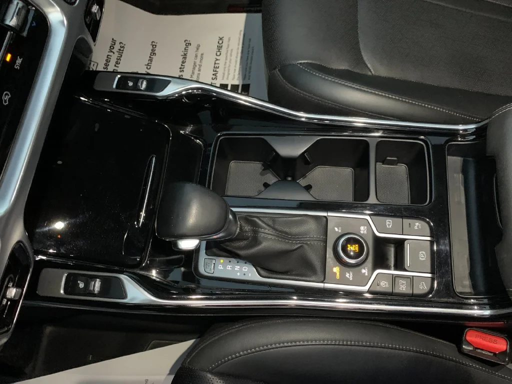 Used 2022 Silver Kia SX image 26