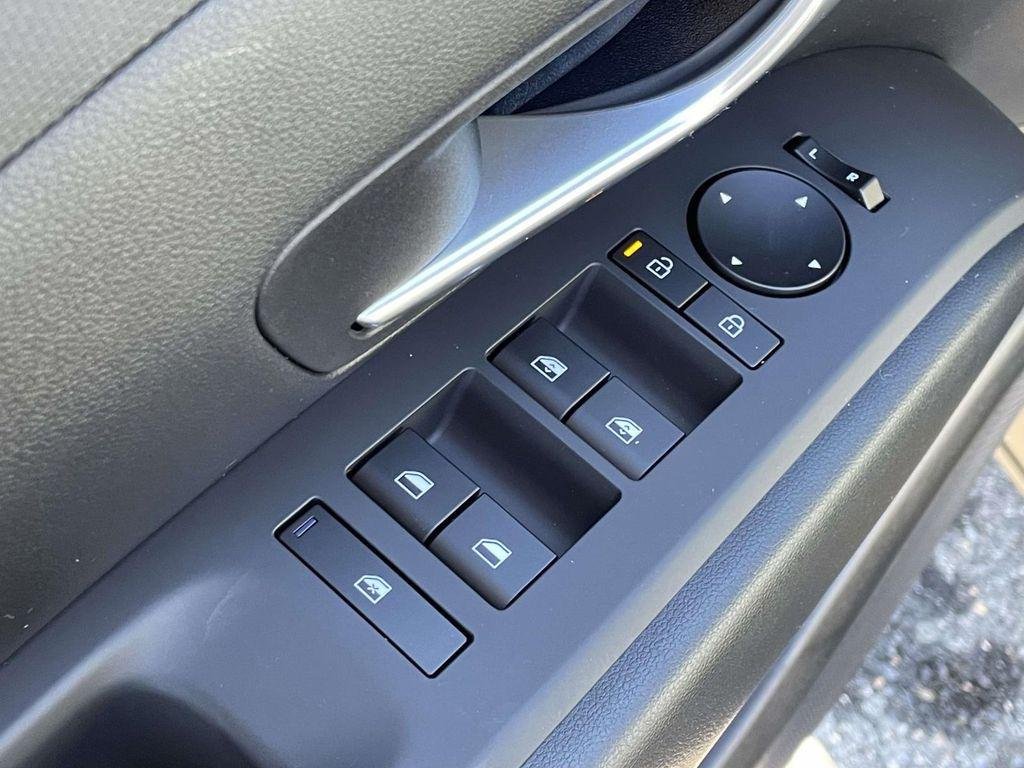 New 2026 Black Hyundai SEL AWD image 13