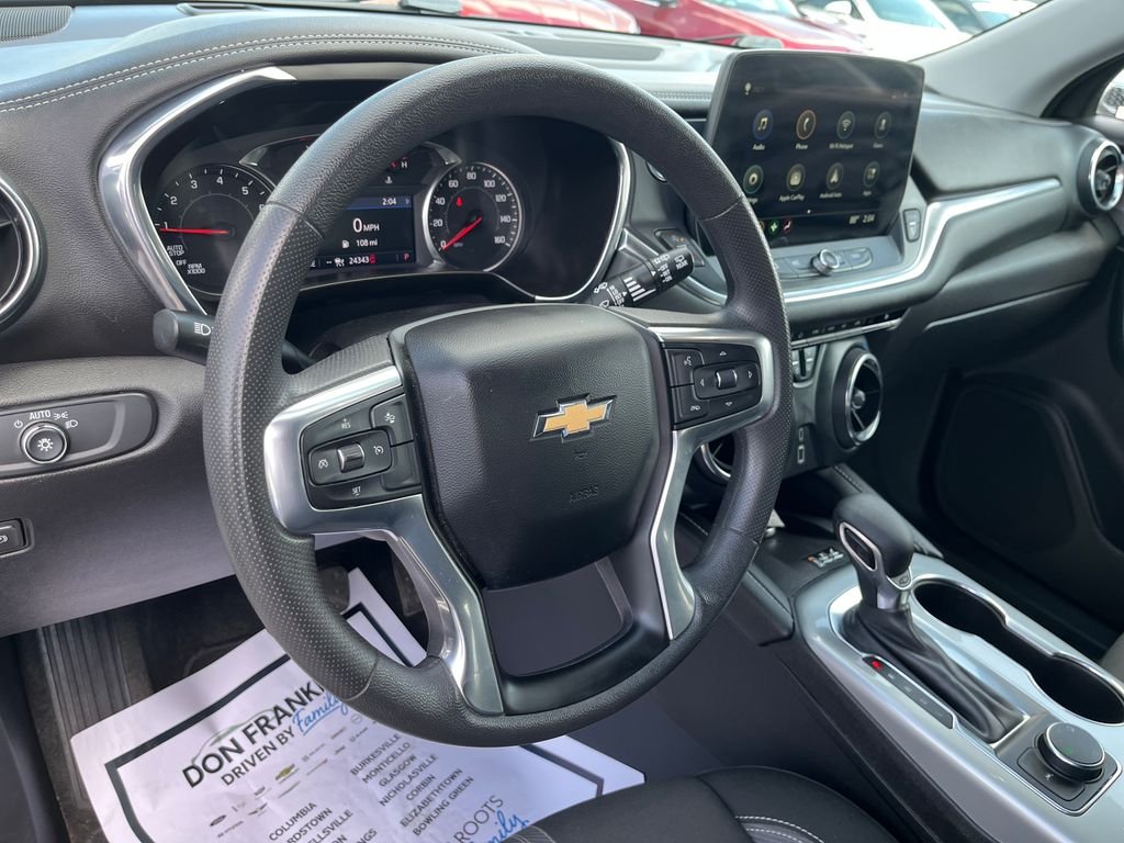 Used 2024 White Chevrolet LT image 14